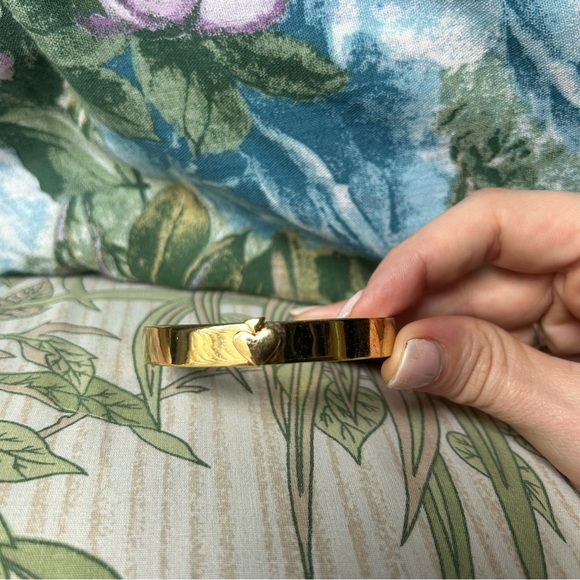 🤍💛Kate Spade Gold Heart Bangle Bracelet Set | Gold & Ivory | Live Colorfully Duo - Picture 11 of 12